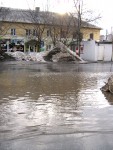 5 апреля.''А воды уж весной шумят...'' Микрорайон Сортировочный, улица Движенцев. Автор Татьяна Шепелева