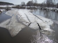 5 апреля. ''А воды уж весной шумят''. Река Тёша ломает лед. Автор Галина Ивановна Медяева