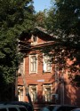 Нижегородский квартал 1833 года. Пер. Гранитный, 9. Южный фасад, фрагмент. Фото Ильи Мясковского. 31 июля 2012 года